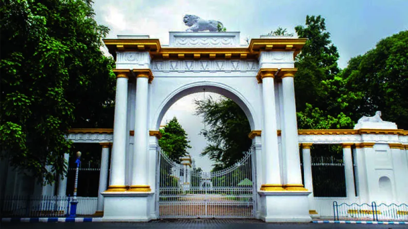 Kolkata Raj Bhavan: রাজভবন হল লোকভবন! ঔপনিবেশিকতা সরিয়ে নতুন নাম পেল রাজ্যপালের বাসস্থান