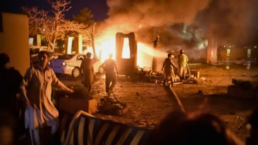 Pakistan : আবার পাকিস্তানে আত্মাঘাতী বিস্ফোরণ