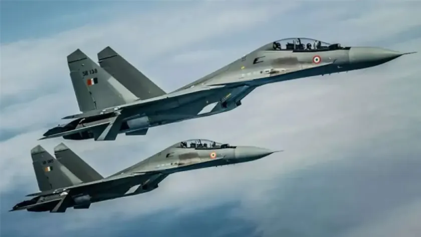 Indian Fighter Jet Crash: বৃহস্পতিবার রাতে অসমে ভেঙে পড়ল ভারতীয় যুদ্ধবিমান! মৃত ২