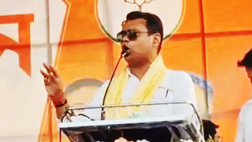  কৌস্তব বাগচী 