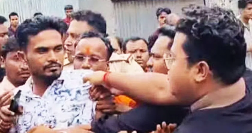  দুই বিজেপি গোষ্ঠী