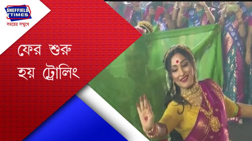 Durgotsava Carnival : পুজো কার্নিভালে বিতর্কে ঋতুপর্ণা 