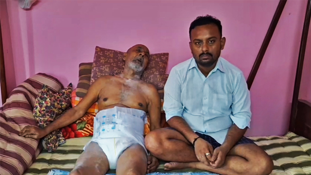 Howrah: খরচ হয়ে গিয়েছে ৬ লক্ষ, বাবার জন্য ছেড়েছেন চাকরি! আর্থিক সাহায্য প্রার্থনা বাকসাড়ার অভিজিতের