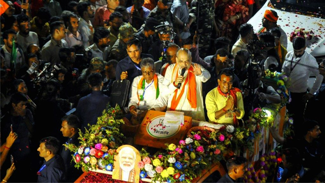 Howrah: রাজপথের দুই ধারে জনপ্লাবন! শনিবার মেগা-হিট অমিত শাহের রোড-শো
