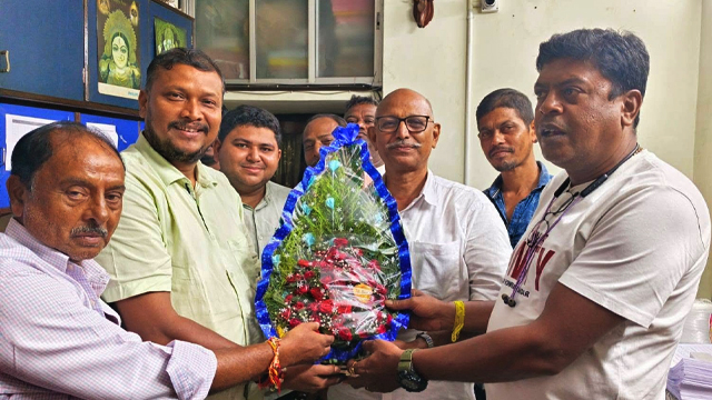 Howrah: প্রভু জগবন্ধু কলেজের গভর্নিং বডির সভাপতি পদে বিপ্লব মণ্ডল! রাজনীতির ছায়াতেই রইল শিক্ষাঙ্গন?