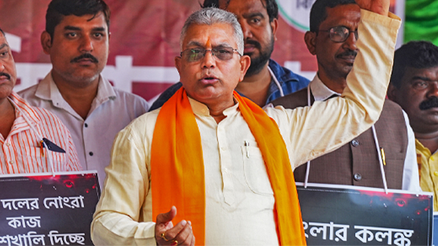 Dilip Ghosh: আমার সামনে চমকে ধমকে ভোট করানো যাবে না, সাহস থাকলে করে দেখুক