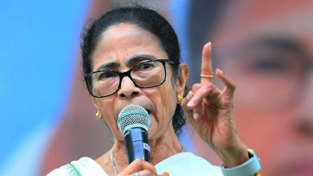 Mamata Banerjee: পাকিস্তানের কলকাতায় আক্রমন প্রসঙ্গে কেন চুপ মোদি? প্রশ্ন মমতার