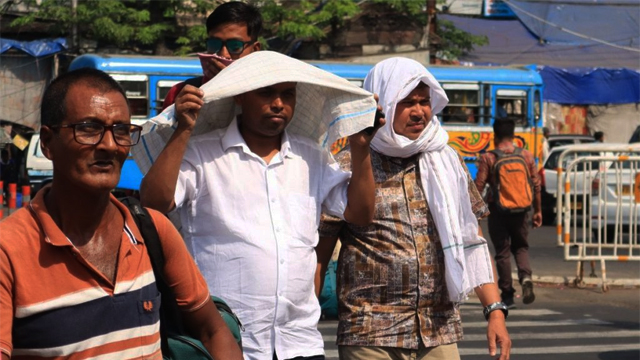 Weather Update: দক্ষিণবঙ্গে ব্যাপক গরম! নাজেহাল সাধারণ মানুষ