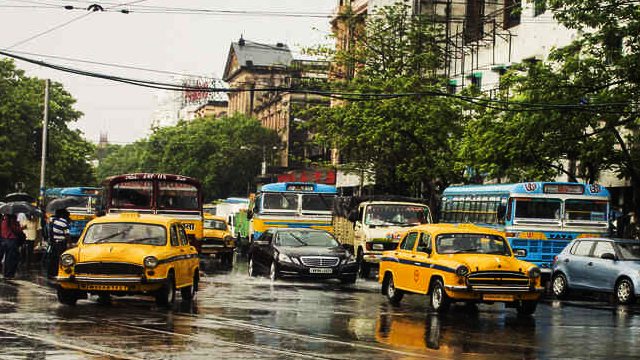 Weather Update: আজও  বঙ্গে ভারী বৃষ্টির সম্ভবনা!কি জানাচ্ছে হাওয়া অফিস?