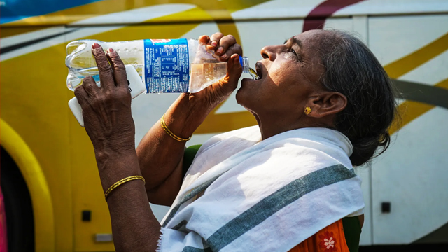 Weather News: বাড়ছে গরমের উত্তাপ! ৪০ ডিগ্রি ছুঁতে পারে তাপমাত্রা